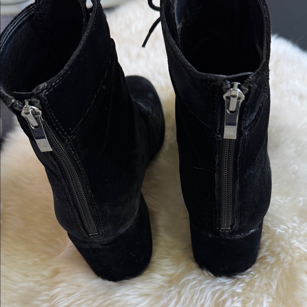 Elegant Black Lace-Up Ankle Boots - Picture 2 of 5